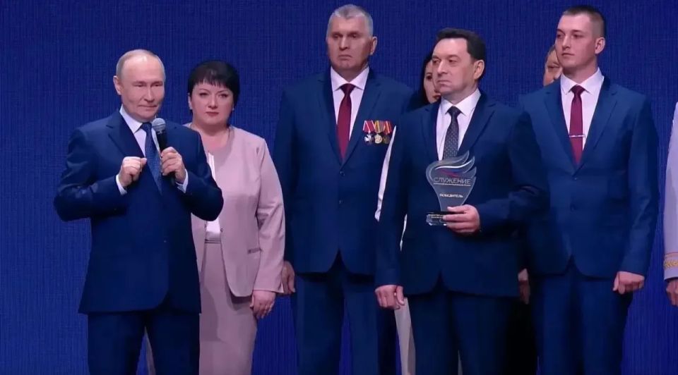 День местного самоуправления вместе с главами городов Луганской Народной Республики встречаем в Москве, в кругу коллег со всей страны, на Всероссийской премии «Служение» День местного самоуправления вместе с главами городов Луганской Народной Республики встречаем в Москве, в кругу коллег со всей страны, на Всероссийской премии «Служение»