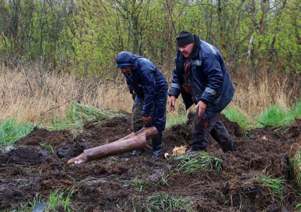 Порыв на магистральном водоводе оставил без воды 14 тысяч абонентов Порыв на магистральном водоводе оставил без воды 14 тысяч абонентов