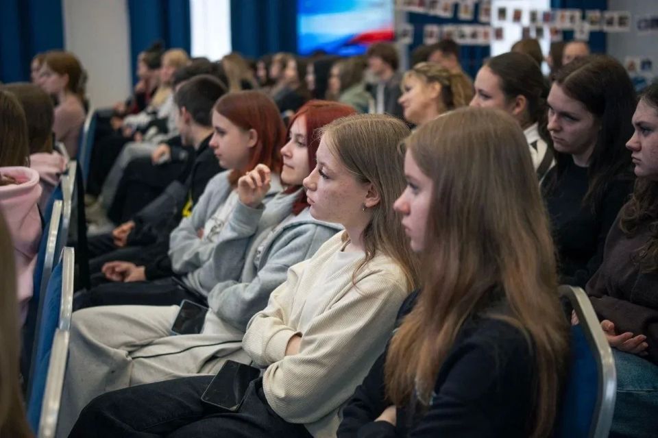 Сотрудники наркоконтроля республиканского МВД в рамках оперативно-профилактической операции «Чистое поколение» провели цикл мероприятий для учащихся Сотрудники наркоконтроля республиканского МВД в рамках оперативно-профилактической операции «Чистое поколение» провели цикл мероприятий для учащихся