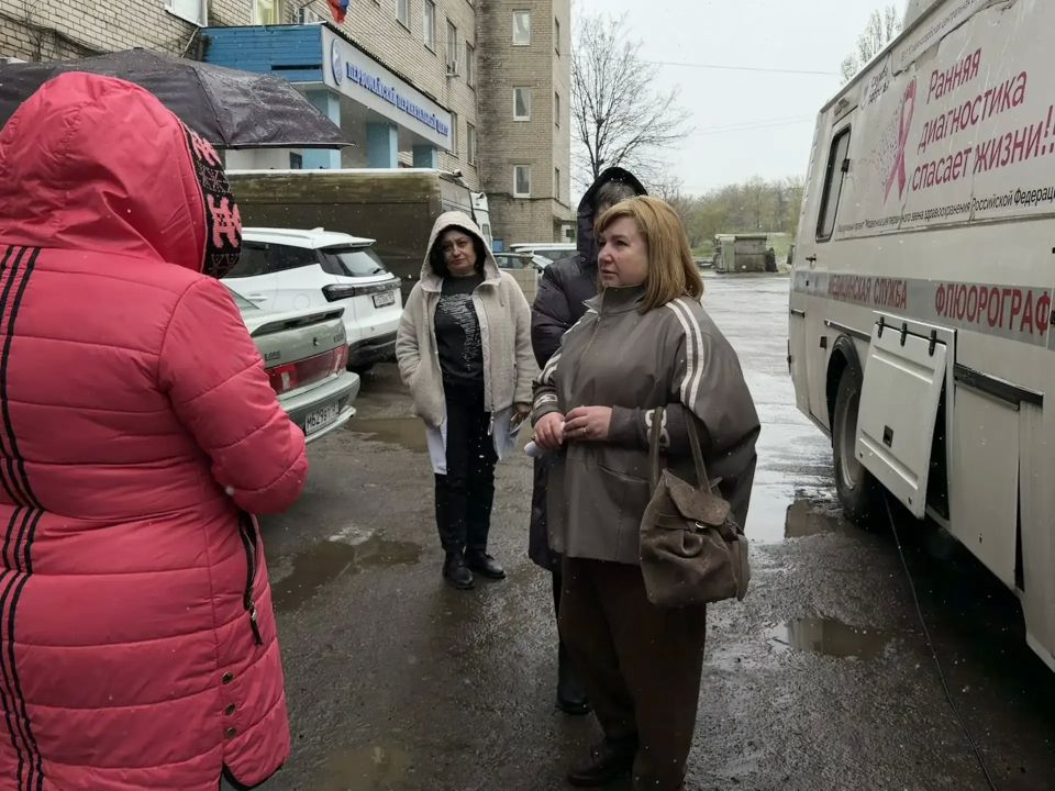 В Первомайске по инициативе «Женского движения Единой России» работает передвижной медкомплекс «Флюмамм» В Первомайске по инициативе «Женского движения Единой России» работает передвижной медкомплекс «Флюмамм»
