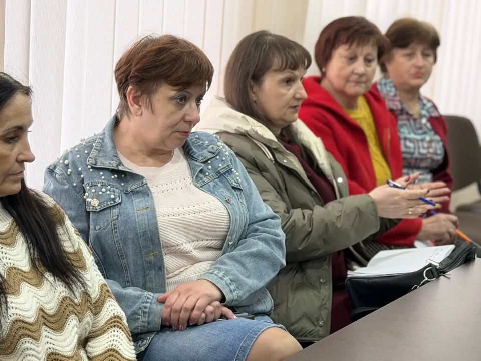 Алексей Белецкий ответил на вопросы предпринимателей Марковки и оценил преображение поселка по народной программе Алексей Белецкий ответил на вопросы предпринимателей Марковки и оценил преображение поселка по народной программе
