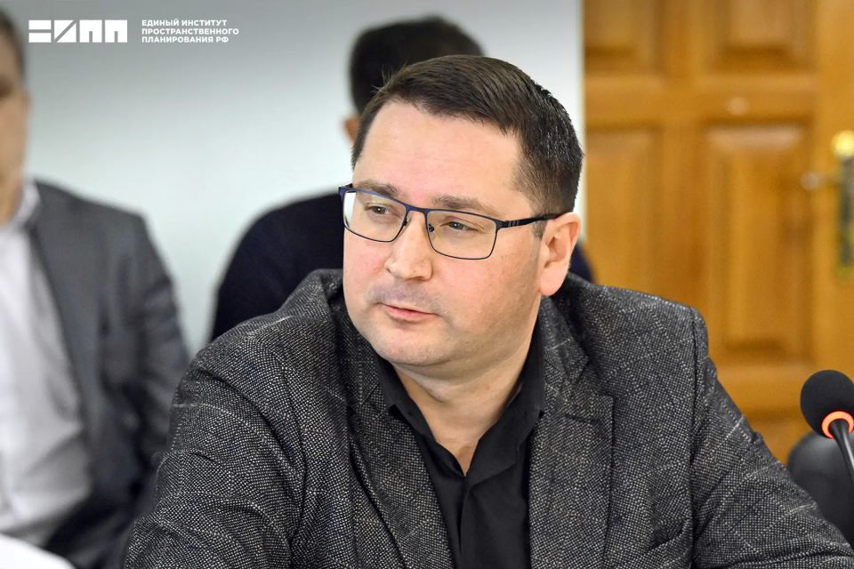 В центральной части пгт Марковка будет запланирован деловой и торгово-развлекательный центр В центральной части пгт Марковка будет запланирован деловой и торгово-развлекательный центр