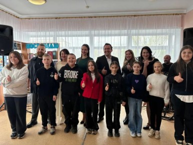 ������������ ������������ ��� ����� ����������� ������� � 90-����� ����������������