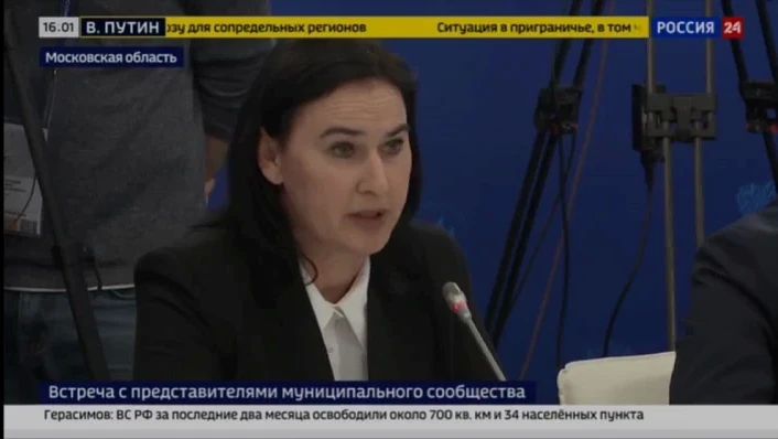 Глава Луганска Яна Пащенко рассказала Владимиру Путину о проблеме газовых котлов в многоэтажках Глава Луганска Яна Пащенко рассказала Владимиру Путину о проблеме газовых котлов в многоэтажках