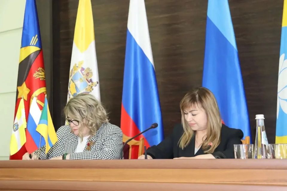 Дума города Невинномысска и Совет Антрацитовского муниципального округа подписали Соглашение о сотрудничестве Дума города Невинномысска и Совет Антрацитовского муниципального округа подписали Соглашение о сотрудничестве