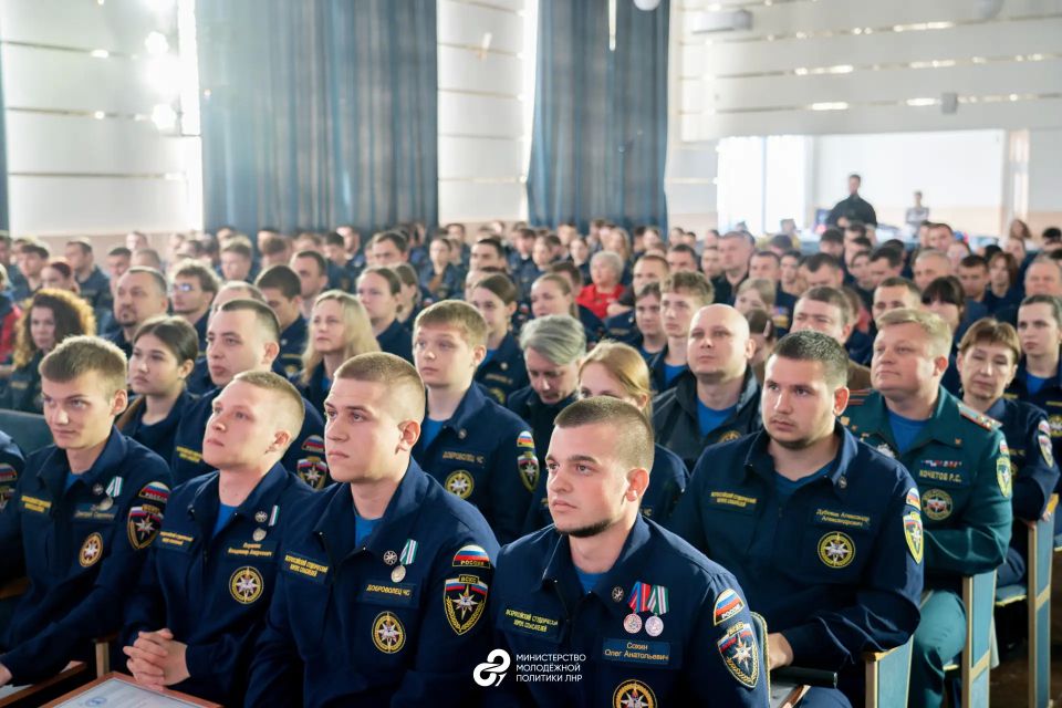 Поздравили ВСКС с 25-летием со дня основания Поздравили ВСКС с 25-летием со дня основания