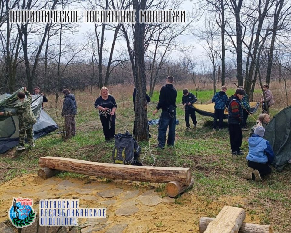 6 апреля Юров Юрий Павлович, заместитель руководителя Луганского республиканского отделения Всероссийской общественной организации ветеранов «БОЕВОЕ БРАТСТВО», депутат Народного Совета Луганской Народной Республики принял... 6 апреля Юров Юрий Павлович, заместитель руководителя Луганского республиканского отделения Всероссийской общественной организации ветеранов «БОЕВОЕ БРАТСТВО», депутат Народного Совета Луганской Народной Республики принял...