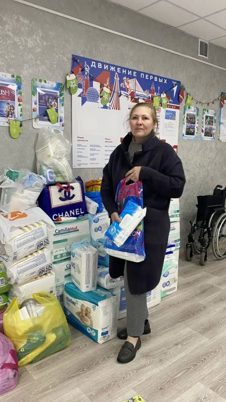 Протяни руку помощи. Активисты первичного отделения Движения Первых продолжают реализацию проекта «Первые рядом» Протяни руку помощи. Активисты первичного отделения Движения Первых продолжают реализацию проекта «Первые рядом»