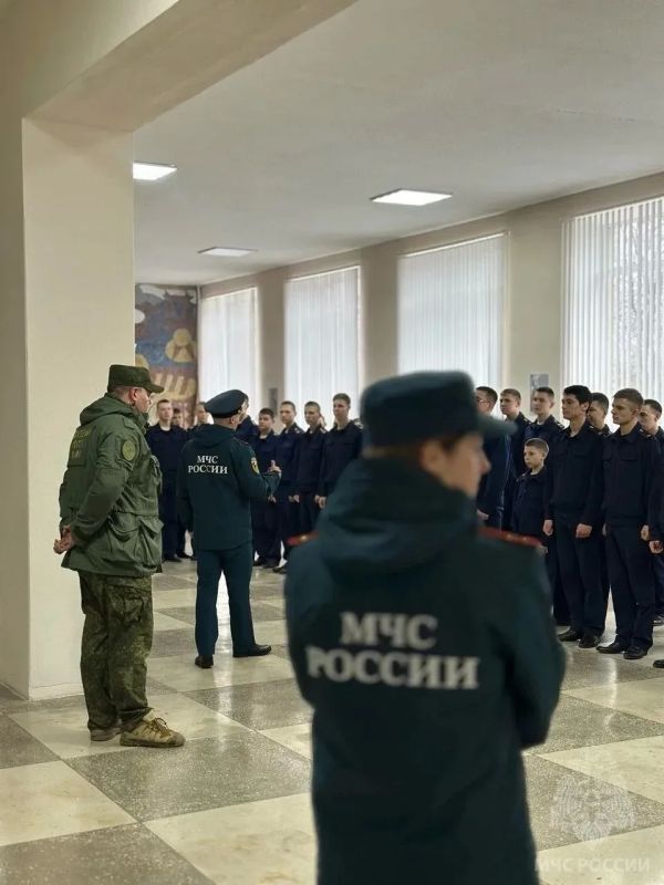 Каждый должен уметь пользоваться огнетушителем! Каждый должен уметь пользоваться огнетушителем!