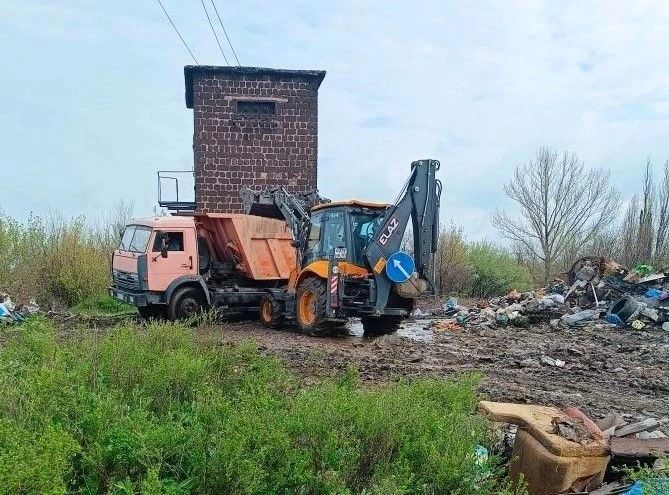 Коммунальными службами проведены работы на территории города Коммунальными службами проведены работы на территории города