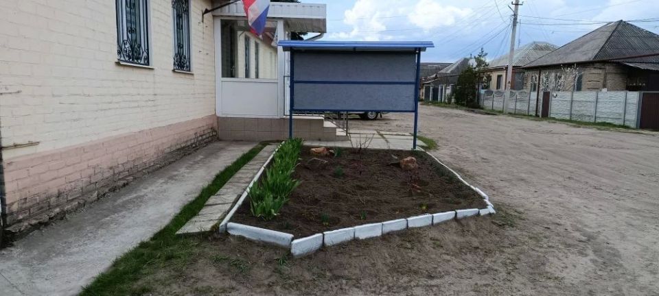 В Кременском муниципальном округе активно продолжаются весенние субботники, преображая улицы и общественные пространства В Кременском муниципальном округе активно продолжаются весенние субботники, преображая улицы и общественные пространства