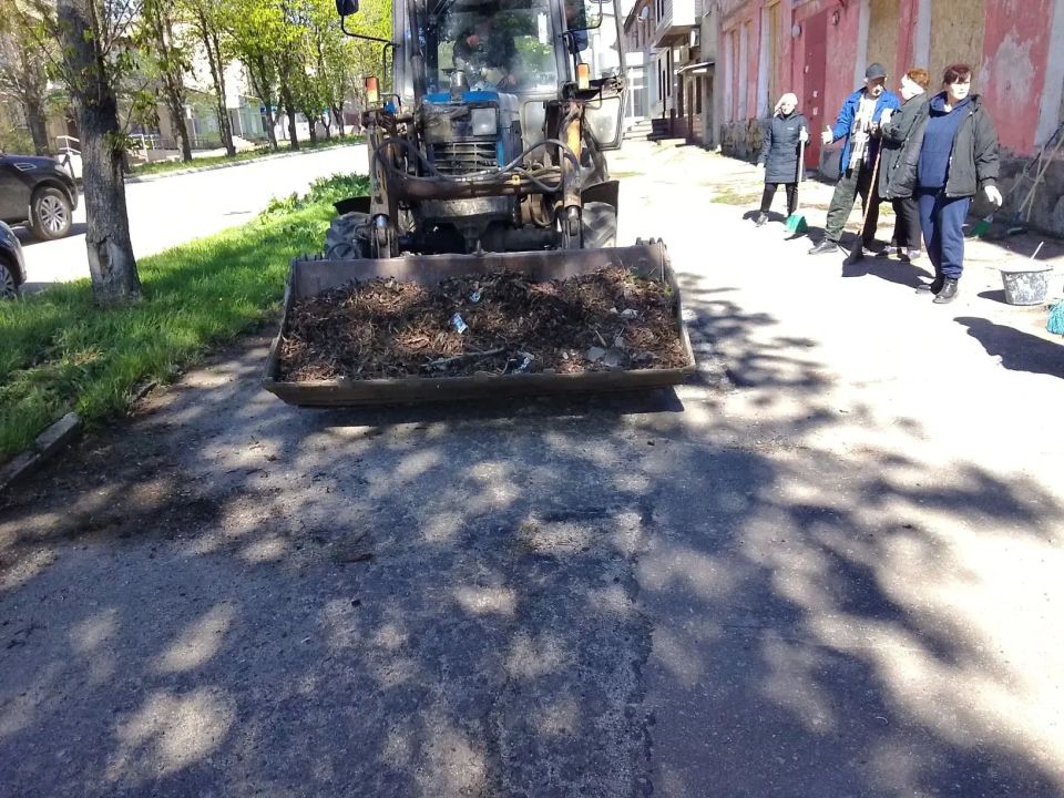 ЕЖЕДНЕВНЫЙ ОТЧЕТ: ЧЕМ СЕГОДНЯ ЗАНИМАЛИСЬ КОММУНАЛЬНЫЕ СЛУЖБЫ ЕЖЕДНЕВНЫЙ ОТЧЕТ: ЧЕМ СЕГОДНЯ ЗАНИМАЛИСЬ КОММУНАЛЬНЫЕ СЛУЖБЫ