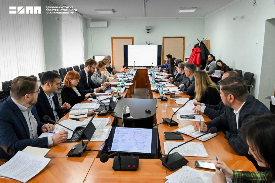 В городе Брянка в ЛНР планируют развивать систему новых общегородских и районных центров В городе Брянка в ЛНР планируют развивать систему новых общегородских и районных центров