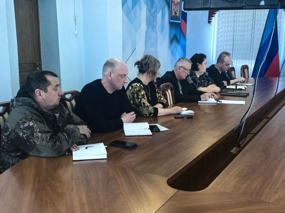 Сегодня под председательством временно исполняющего полномочия Главы Краснодонского муниципального округа Анны Гончаровой состоялось заседание антитеррористической комиссии муниципального образования Краснодонский... Сегодня под председательством временно исполняющего полномочия Главы Краснодонского муниципального округа Анны Гончаровой состоялось заседание антитеррористической комиссии муниципального образования Краснодонский...