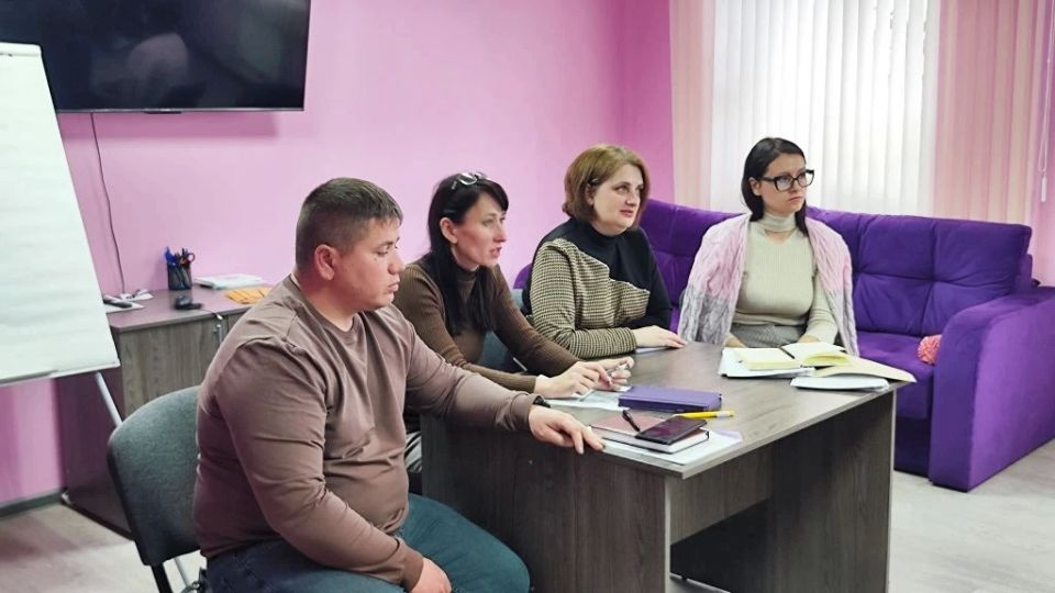 В Лутугинском муниципальном округе обсудили вопросы профилактики зависимостей среди несовершеннолетних В Лутугинском муниципальном округе обсудили вопросы профилактики зависимостей среди несовершеннолетних