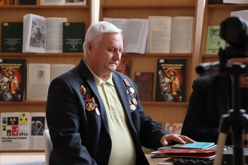 «Чернобыльский колокол: уроки памяти»: в Луганской Горьковке говорили о трагедии и мужестве «Чернобыльский колокол: уроки памяти»: в Луганской Горьковке говорили о трагедии и мужестве