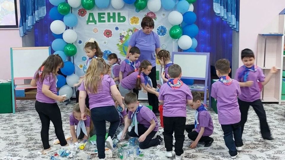 В Международный день матери – Земли, в рамках трека "Орлёнок - эколог", орлята-дошколята ГБДОУ ЛНР «Беловодского ясли-сада №3 «Родничок» участвовали в интеллектуальном развлечении «Международный день матери – Земли»... В Международный день матери – Земли, в рамках трека "Орлёнок - эколог", орлята-дошколята ГБДОУ ЛНР «Беловодского ясли-сада №3 «Родничок» участвовали в интеллектуальном развлечении «Международный день матери – Земли»...