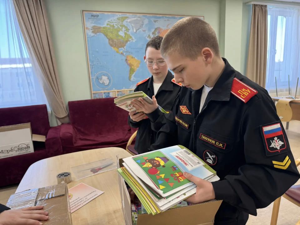 Суворовцы из Пермского края продолжают помогать жителям Северодонецка Суворовцы из Пермского края продолжают помогать жителям Северодонецка