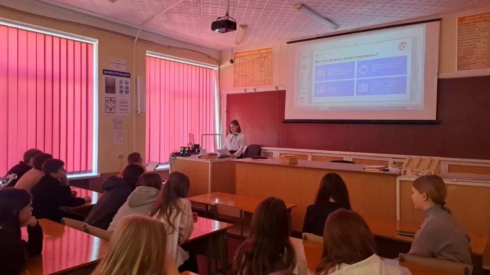 Финансовое управление Администрации городского округа город Ровеньки приняло участие в восьмом этапе Всероссийской просветительной эстафеты «Мои финансы» в 2026 году Финансовое управление Администрации городского округа город Ровеньки приняло участие в восьмом этапе Всероссийской просветительной эстафеты «Мои финансы» в 2026 году