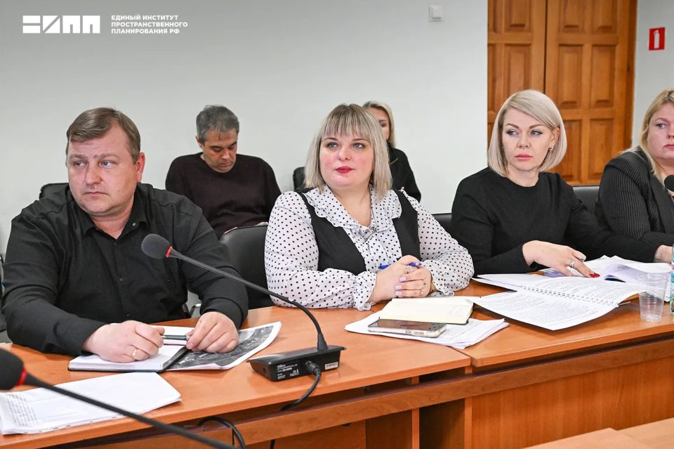 Красный Луч может стать ключевым логистическим центром ЛНР Красный Луч может стать ключевым логистическим центром ЛНР