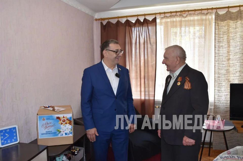 В Перевальском муниципальном округе прошла рабочая встреча с участием председателя Оренбургского городского Совета Сергея Бабина В Перевальском муниципальном округе прошла рабочая встреча с участием председателя Оренбургского городского Совета Сергея Бабина