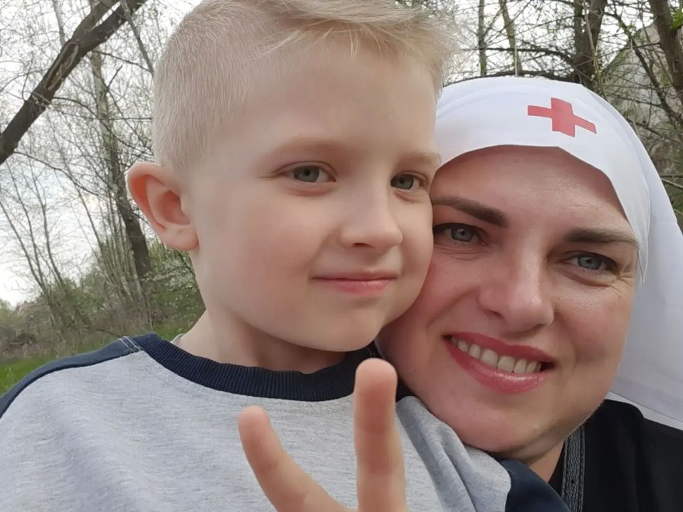 Почтальон с добрым сердцем: Ольга Овчаренко из Новоайдара победила в региональном этапе конкурса Единой России «Земский почтальон» Почтальон с добрым сердцем: Ольга Овчаренко из Новоайдара победила в региональном этапе конкурса Единой России «Земский почтальон»