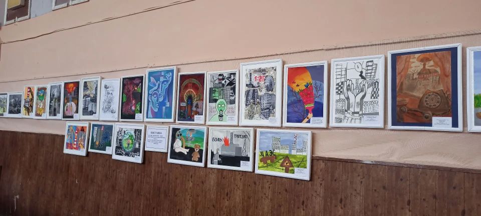 В Краснолучской детской школе искусств прошёл День памяти «Чернобыль В Краснолучской детской школе искусств прошёл День памяти «Чернобыль