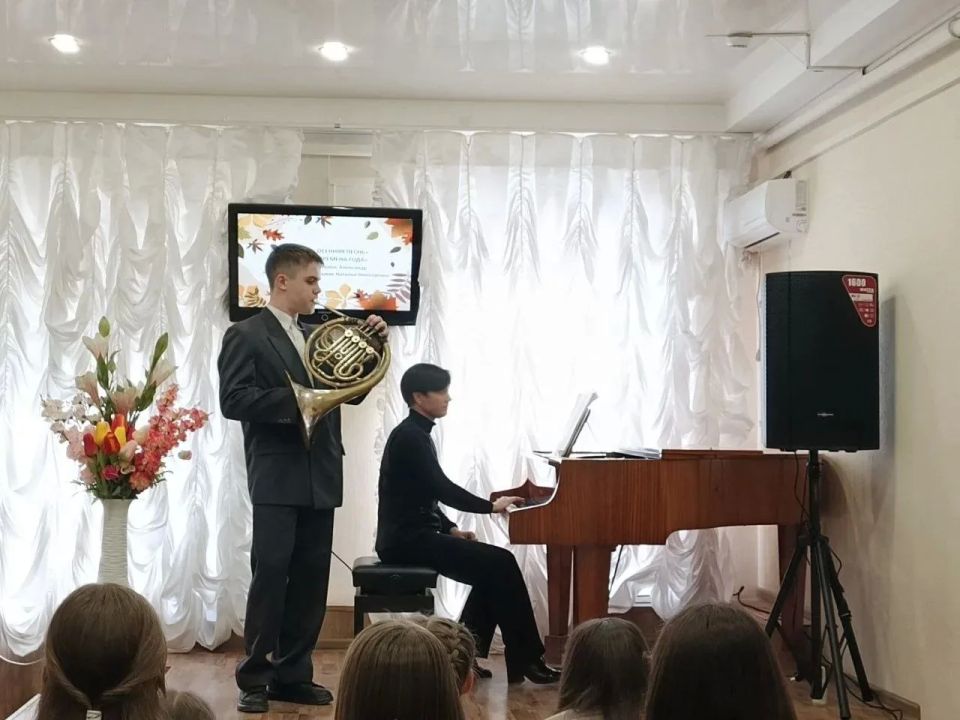 Творческий вечер прошел в детской школе искусств Творческий вечер прошел в детской школе искусств