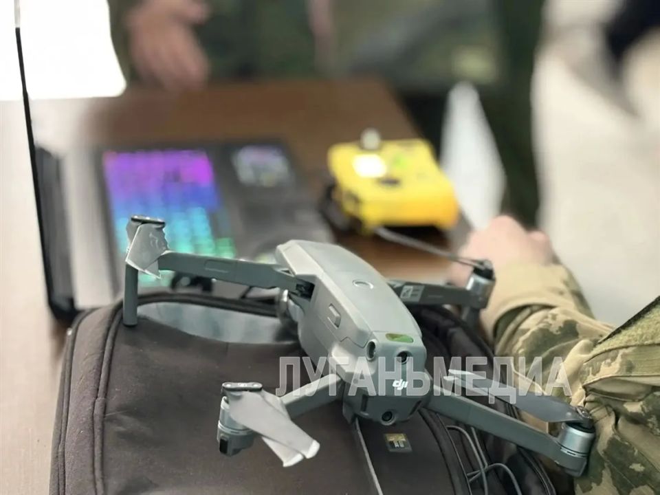 Школьники Краснолучского округа соревнуются в военно-патриотической игре «Зарница 2.0» Школьники Краснолучского округа соревнуются в военно-патриотической игре «Зарница 2.0»