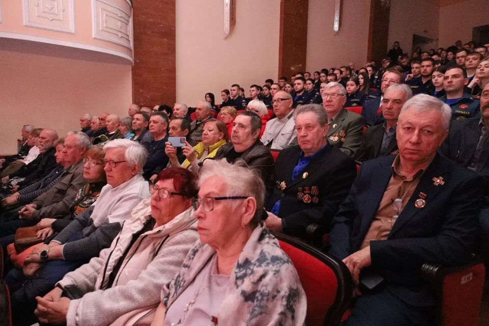 Максим Величко принял участие в памятно-мемориальном концерте, посвященном 40-летию катастрофы на Чернобыльской АЭС Максим Величко принял участие в памятно-мемориальном концерте, посвященном 40-летию катастрофы на Чернобыльской АЭС