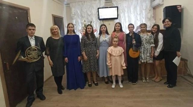 Творческий вечер прошел в детской школе искусств Творческий вечер прошел в детской школе искусств