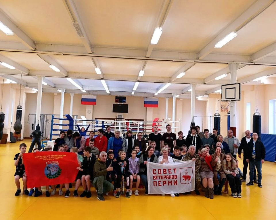 Связь поколений: урок мужества в стенах Северодонецкой спортивной школы №1 Связь поколений: урок мужества в стенах Северодонецкой спортивной школы №1