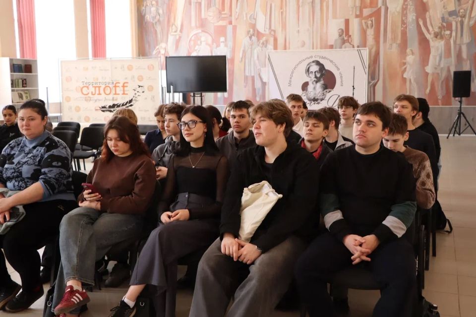 «Чернобыльский колокол: уроки памяти»: в Луганской Горьковке говорили о трагедии и мужестве «Чернобыльский колокол: уроки памяти»: в Луганской Горьковке говорили о трагедии и мужестве