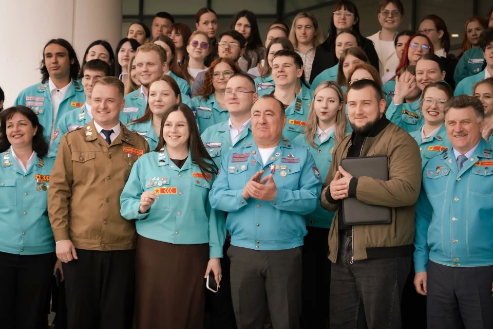 Усиление команды РСО ЛНР. В Доме молодёжи состоялась I очередная отчетно-выборная конференция Луганского регионального отделения Российских Студенческих Отрядов Усиление команды РСО ЛНР. В Доме молодёжи состоялась I очередная отчетно-выборная конференция Луганского регионального отделения Российских Студенческих Отрядов