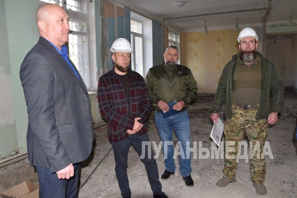 В рамках реализации национального проекта «Семья» начался капитальный ремонт в Краснодонской детской школы искусств им. А. Л. Карягина В рамках реализации национального проекта «Семья» начался капитальный ремонт в Краснодонской детской школы искусств им. А. Л. Карягина