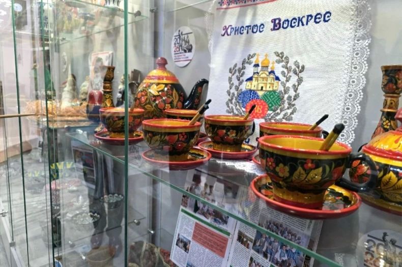 На базе Свердловского краеведческого музея для жителей города прошел видеолекторий «Календарь России: государственные праздники и традиции» На базе Свердловского краеведческого музея для жителей города прошел видеолекторий «Календарь России: государственные праздники и традиции»