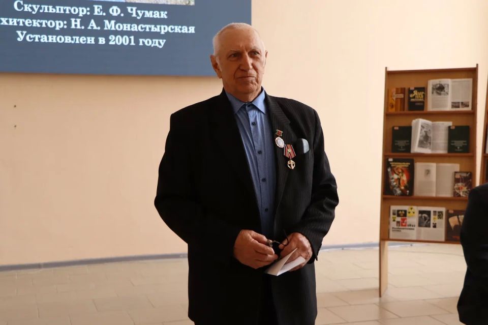 «Чернобыльский колокол: уроки памяти»: в Луганской Горьковке говорили о трагедии и мужестве «Чернобыльский колокол: уроки памяти»: в Луганской Горьковке говорили о трагедии и мужестве