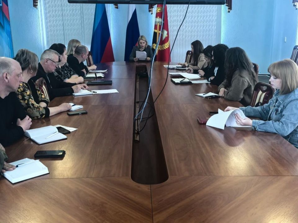 Сегодня под председательством временно исполняющего полномочия Главы Краснодонского муниципального округа Анны Гончаровой состоялось заседание антитеррористической комиссии муниципального образования Краснодонский... Сегодня под председательством временно исполняющего полномочия Главы Краснодонского муниципального округа Анны Гончаровой состоялось заседание антитеррористической комиссии муниципального образования Краснодонский...