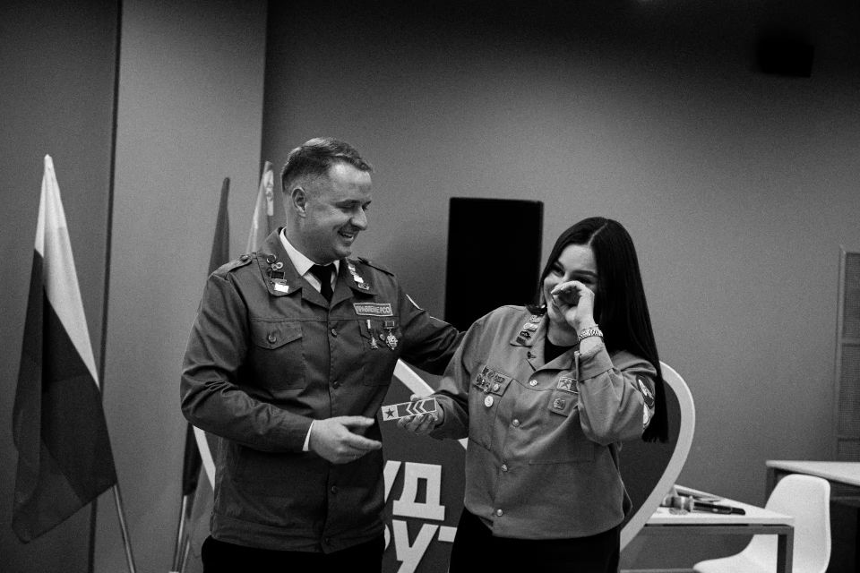 Усиление команды РСО ЛНР. В Доме молодёжи состоялась I очередная отчетно-выборная конференция Луганского регионального отделения Российских Студенческих Отрядов Усиление команды РСО ЛНР. В Доме молодёжи состоялась I очередная отчетно-выборная конференция Луганского регионального отделения Российских Студенческих Отрядов