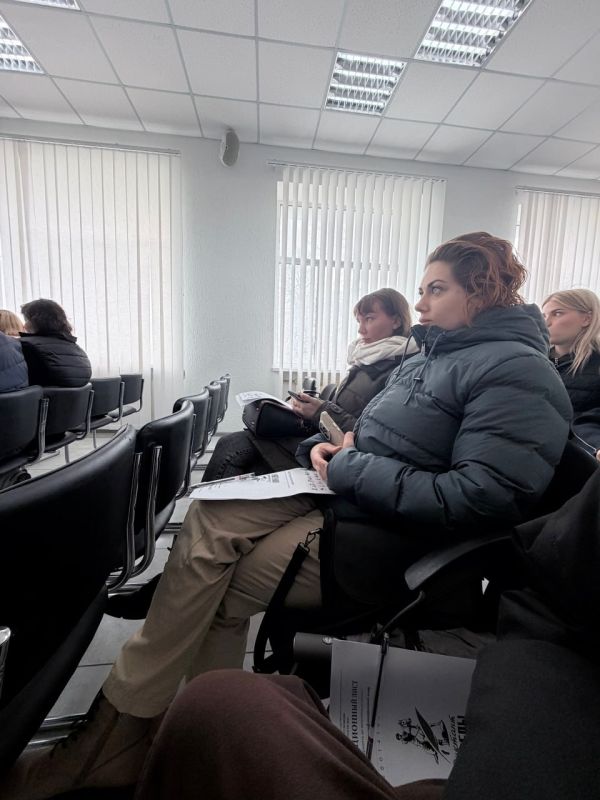 Сотрудники ГБУ ЛНР «Республиканский центр спортивной подготовки спортивных и сборных команд Луганской Народной Республики» приняли участие в акции «Диктант Победы» Сотрудники ГБУ ЛНР «Республиканский центр спортивной подготовки спортивных и сборных команд Луганской Народной Республики» приняли участие в акции «Диктант Победы»