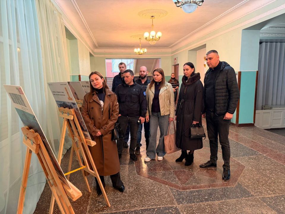 Под эгидой Блока Жириновского прошло первое в районе ЛНР памятное мероприятие, приуроченное к празднованию 80-летия В. В. Жириновского Под эгидой Блока Жириновского прошло первое в районе ЛНР памятное мероприятие, приуроченное к празднованию 80-летия В. В. Жириновского