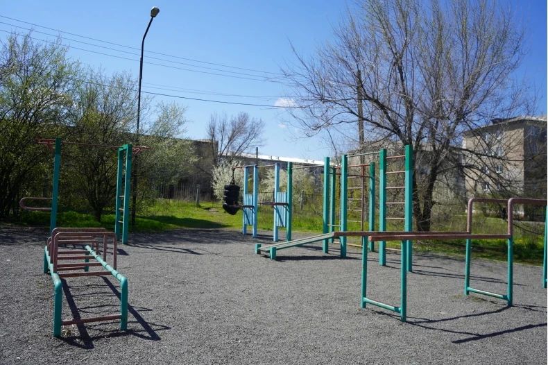 На детской площадке «Пятачок» в Свердловском округе прошёл Всероссийский субботник На детской площадке «Пятачок» в Свердловском округе прошёл Всероссийский субботник