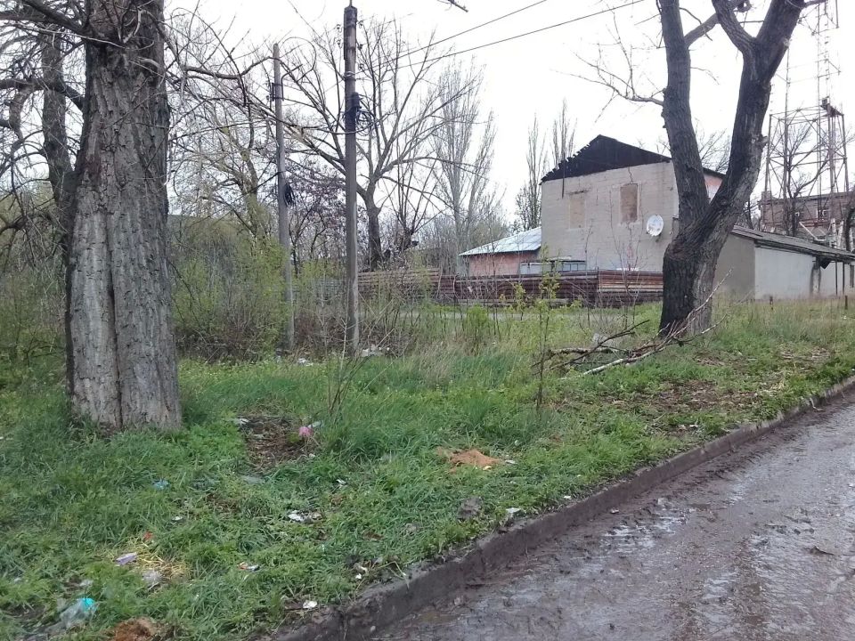 Несмотря на капризы весенней погоды, коммунальщики продолжают работы по благоустройству и вывозу мусора с городских территорий Несмотря на капризы весенней погоды, коммунальщики продолжают работы по благоустройству и вывозу мусора с городских территорий