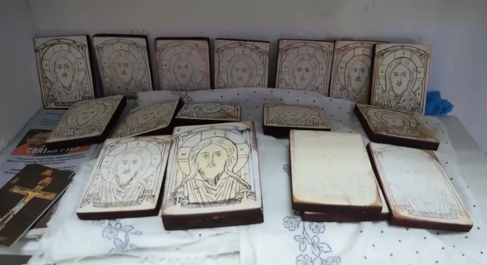 Завершился проект «Иконопись — колыбель духовного наследия и выбор Донбасса» Завершился проект «Иконопись — колыбель духовного наследия и выбор Донбасса»