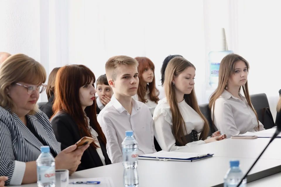 Защита проектов «Сириуса» в ЛНР: как это было Защита проектов «Сириуса» в ЛНР: как это было