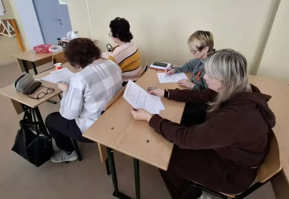 На базе школы № 11 г. Северодонецка состоялся семинар для учителей начальных классов На базе школы № 11 г. Северодонецка состоялся семинар для учителей начальных классов