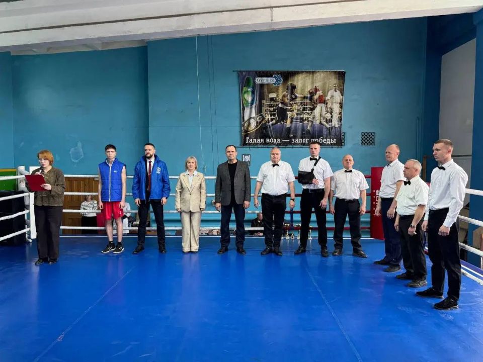 В Краснолучском спортивном комплексе проходит Республиканский турнир по боксу, посвященный памяти Заслуженного тренера УССР Сергеева Анатолия Куприяновича В Краснолучском спортивном комплексе проходит Республиканский турнир по боксу, посвященный памяти Заслуженного тренера УССР Сергеева Анатолия Куприяновича