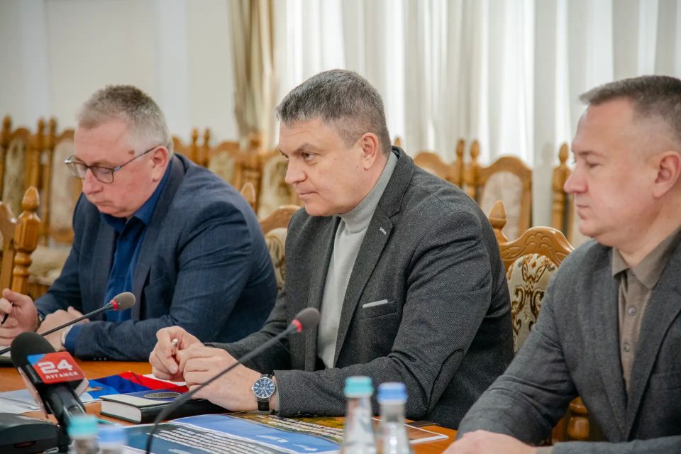 Леонид Пасечник: Встретился с директором Единого института пространственного планирования Российской Федерации Диной Саттаровой Леонид Пасечник: Встретился с директором Единого института пространственного планирования Российской Федерации Диной Саттаровой