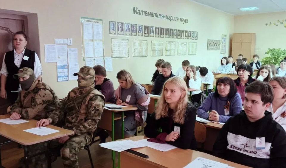Новоайдарцы приняли участие в международной акции «Диктант Победы» Новоайдарцы приняли участие в международной акции «Диктант Победы»