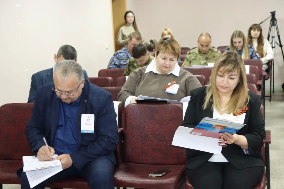 Площадками написания «Диктанта Победы» в муниципалитетах ЛНР стали Дома культуры, музеи и учреждения образования Площадками написания «Диктанта Победы» в муниципалитетах ЛНР стали Дома культуры, музеи и учреждения образования